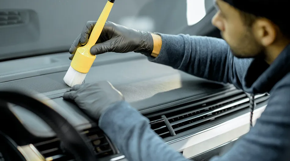 تمیز کردن خودرو